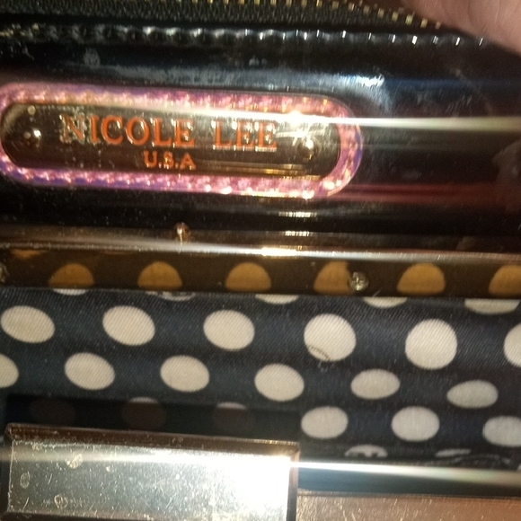 Nicole Lee Black and Multicolor New York City Crossbody Bag - Picture 5 of 13